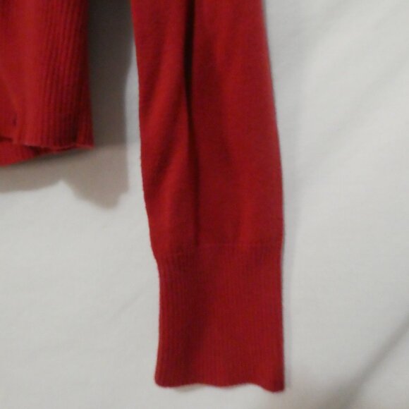 EDC By ESPRIT | medium | Elegant Red V-Neck Sweater | Stitched Logo On Sleeve - Picture 8 of 15